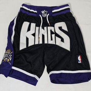 Just Don Sacramento Kings Shorts Black Purple NBA Mesh Size S Retro Streetwear
